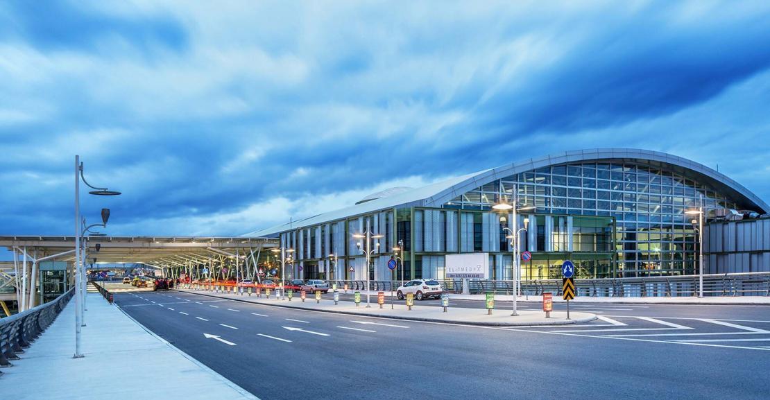 Izmir Adnan Menderes Airport (Havalimanı) (ADB)
